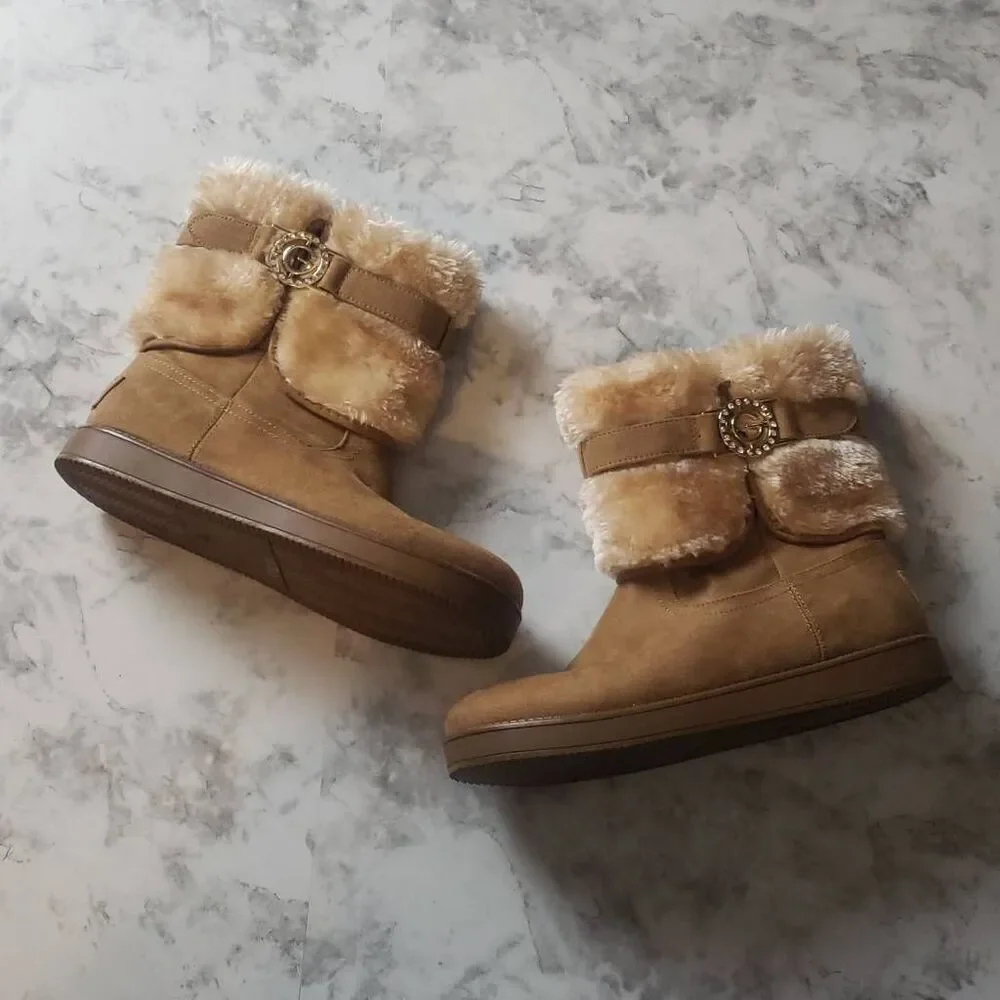 GBG Los Angeles Aussie faux fur-lined 7 1/2